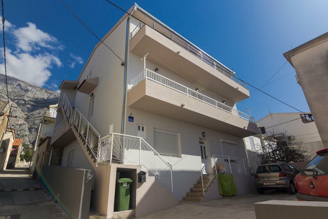 Apartment And Room Hoselito Makarska Exterior foto